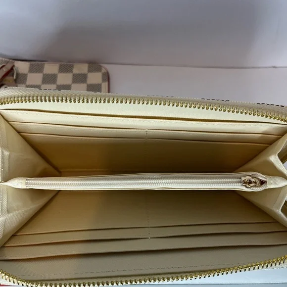 Checkered Beige and Cream Tote Bag Set - Picture 4 of 5